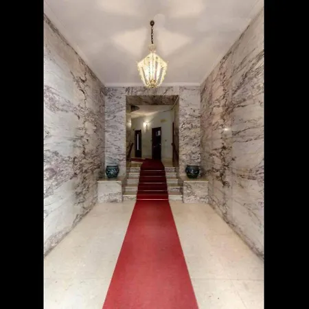 Apartmán Joivy Exclusive Flat For 8, With Stunning City And Seaview Janov