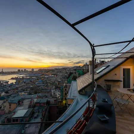 Joivy Exclusive Flat For 8, With Stunning City And Seaview Genoa