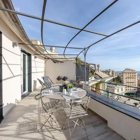 Apartment Joivy Exclusive Flat For 8, With Stunning City And Seaview Genoa