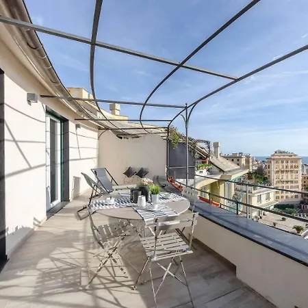 Joivy Exclusive Flat For 8, With Stunning City And Seaview Apartmán